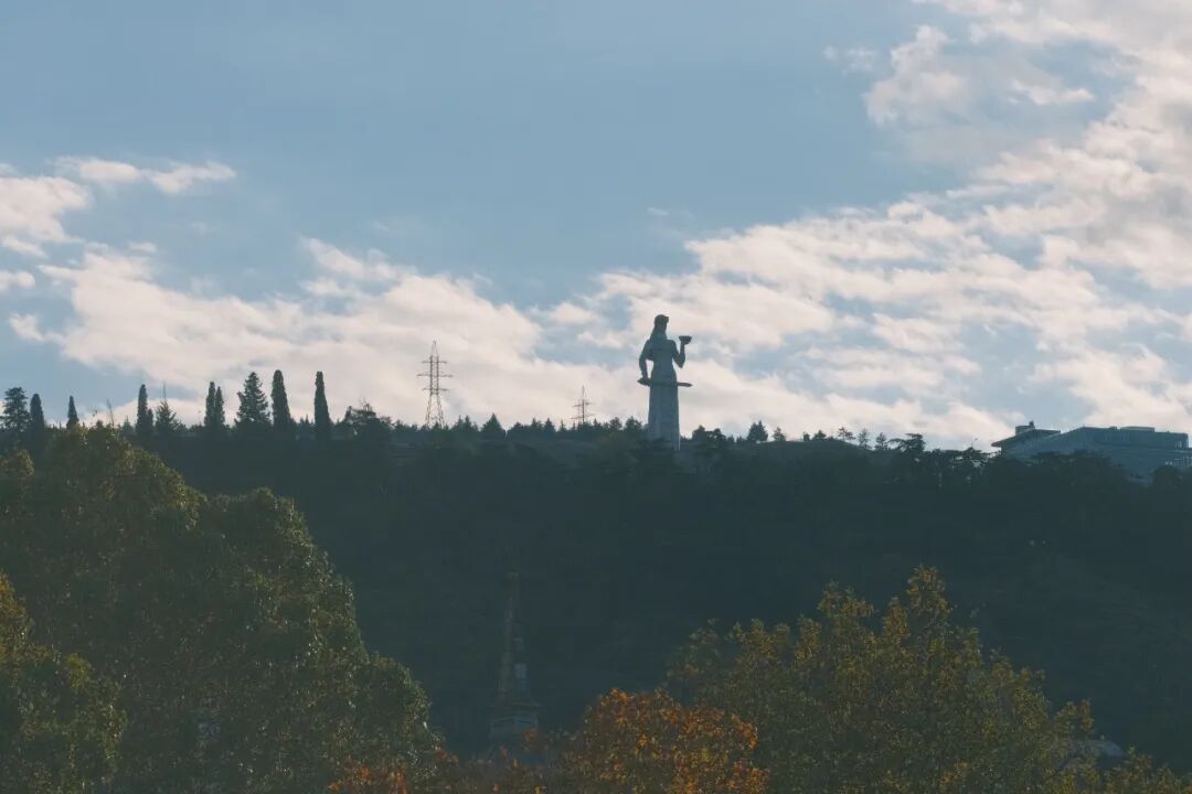 格鲁吉亚旅行攻略_格鲁吉亚助孕合法中介_高加索三国文化之旅