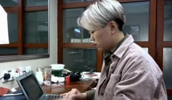 格鲁吉亚助孕合法中介_单身女性冻卵案_冻卵法律风险